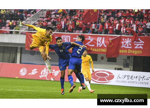 太阳成集团tyc9728官方网站穿足球明星战袍：全球装扮盛宴